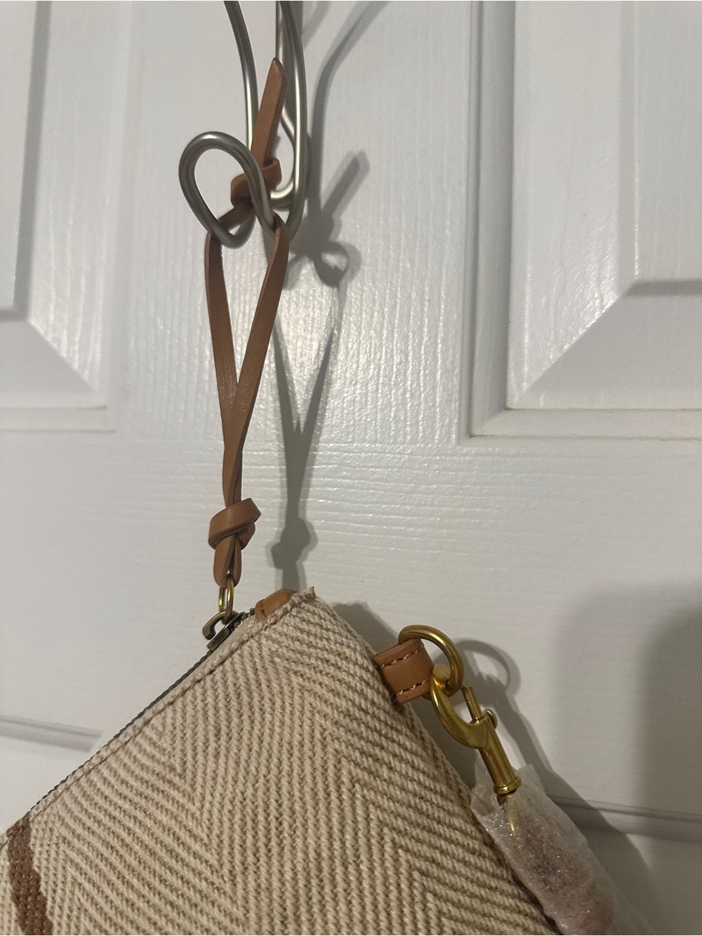 American Eagle Outfitters Beige Wristlet with Brown Stripe Detail - Picture 10 of 10